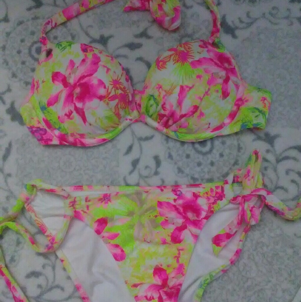 Victoria's secret bikini